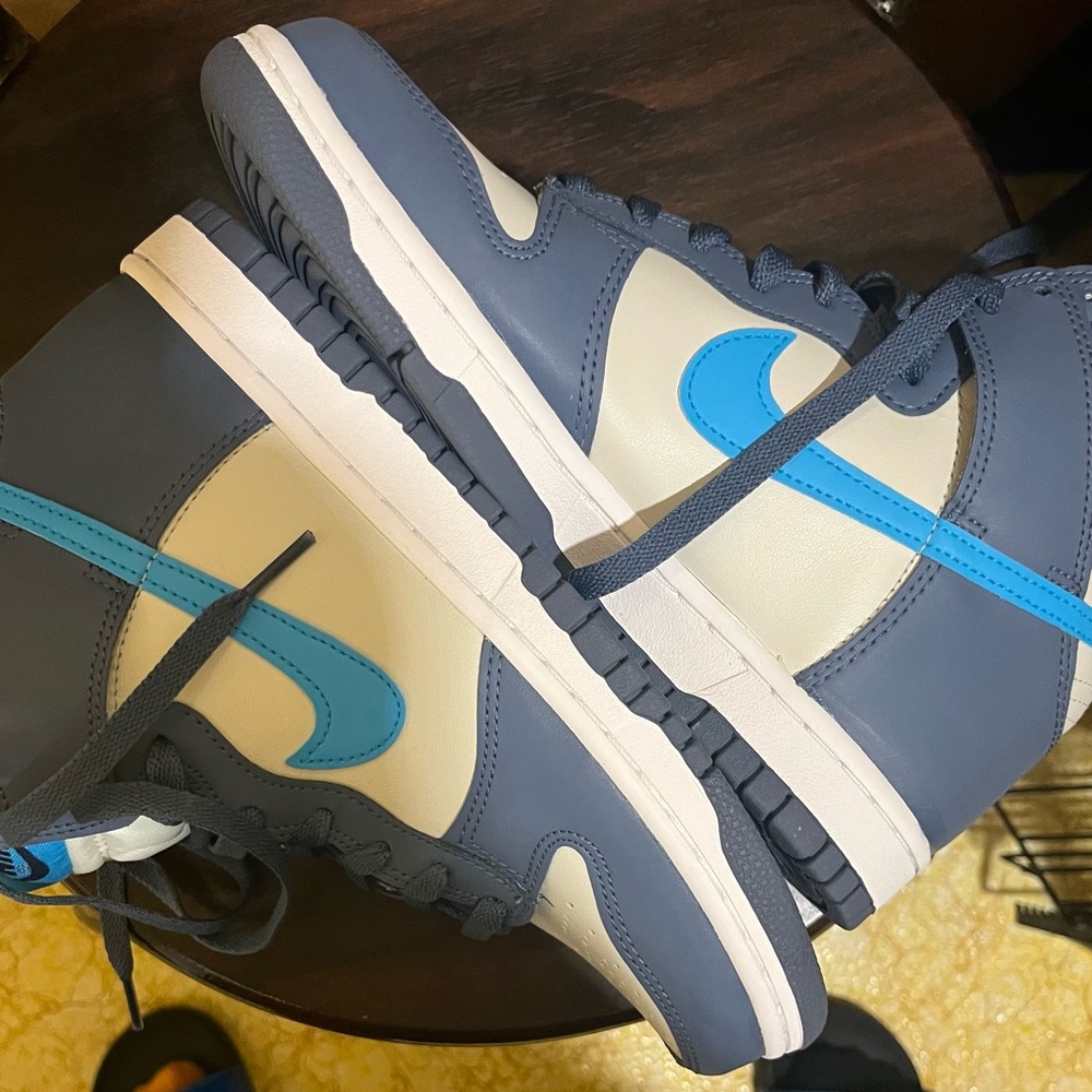 BrandNew Nike HiTopDunks-TennisShoe- Sneakersđź’™ - Picture 5 of 16